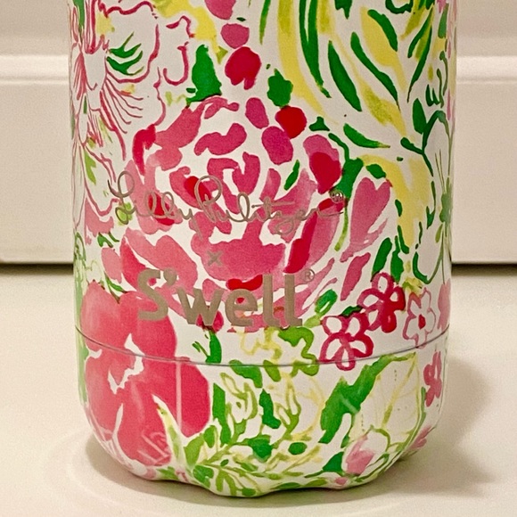 NWT Limited Edition Lilly Pulitzer x S’Well In The Groves 17 Oz Beverage Bottle - Picture 4 of 7
